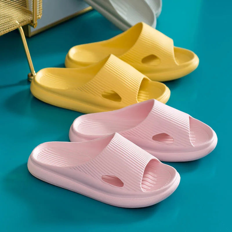 Soft Home Slippers Couples Summer Indoor Non-Slip Bathroom Slippers Solid Sandals Hotel Family Men Women Flip Flops Flat Shoes