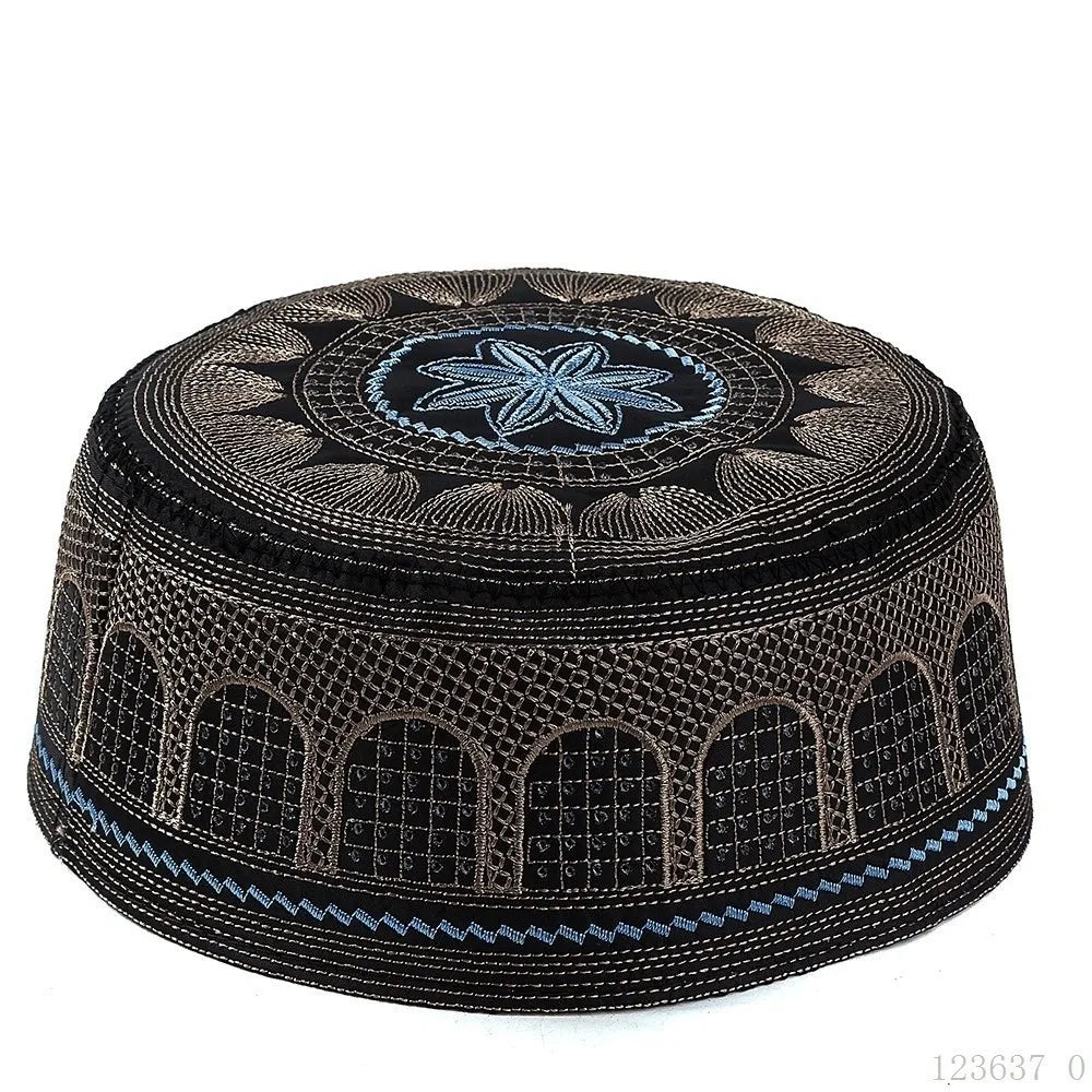 New Traditional Muslim Hat Embroidery Design Round Shape Prayer Hat Saudi Arabian Style Cotton Islamic Cap Prayer Use