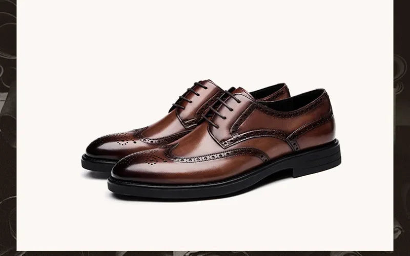 2024 Carved Block Leather Shoe Allmatch Business Dress Shoe Men Wedding Banquet Shoe Social Shoe Male British Luxury Men Shoe