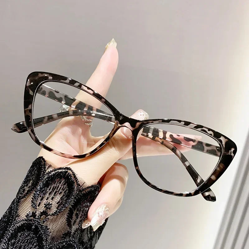 Cat Eye Clear Lens Presbyopia Glasses Retro Gradient Butterfly Frame Reading Glasses Blue Light Blocking Eye Protection Eyewear
