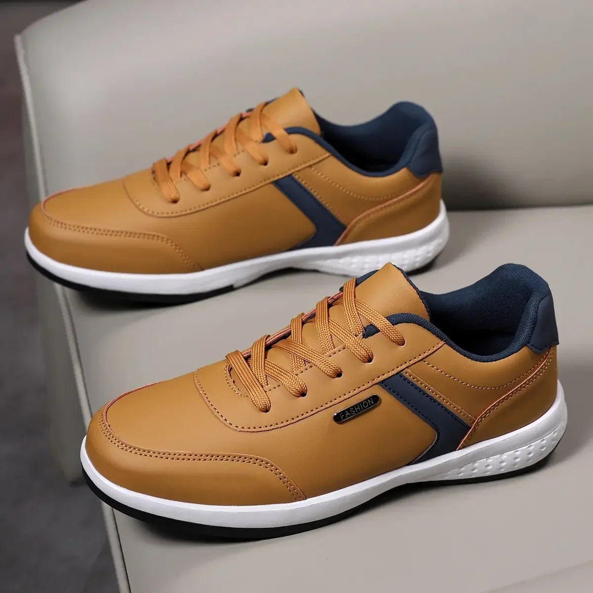 Men's Fashion Sneakers - Khaki Leather Comfortable Tennis Shoes Lace Up Large Thick Bottom Suitable for Daily Use Flat Shoes