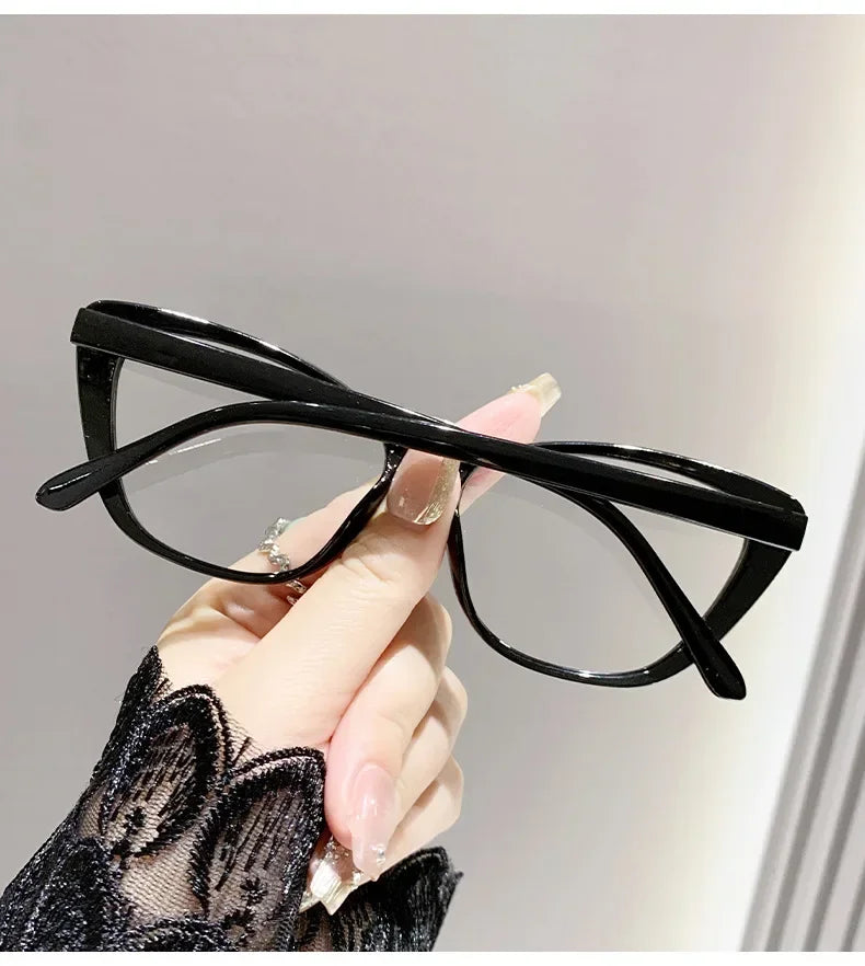 Cat Eye Clear Lens Presbyopia Glasses Retro Gradient Butterfly Frame Reading Glasses Blue Light Blocking Eye Protection Eyewear