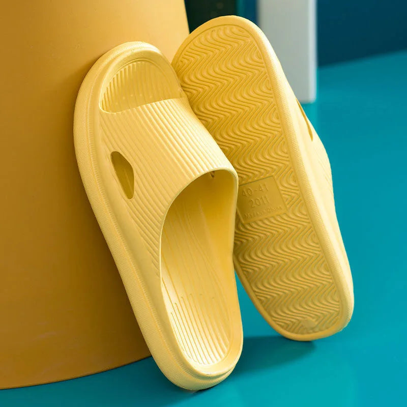Soft Home Slippers Couples Summer Indoor Non-Slip Bathroom Slippers Solid Sandals Hotel Family Men Women Flip Flops Flat Shoes