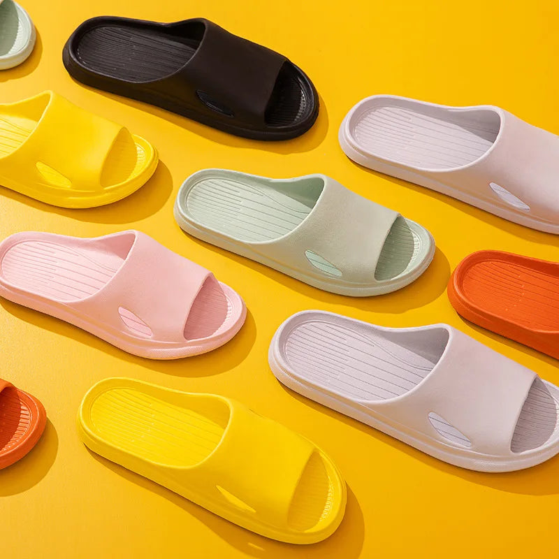 Soft Home Slippers Couples Summer Indoor Non-Slip Bathroom Slippers Solid Sandals Hotel Family Men Women Flip Flops Flat Shoes