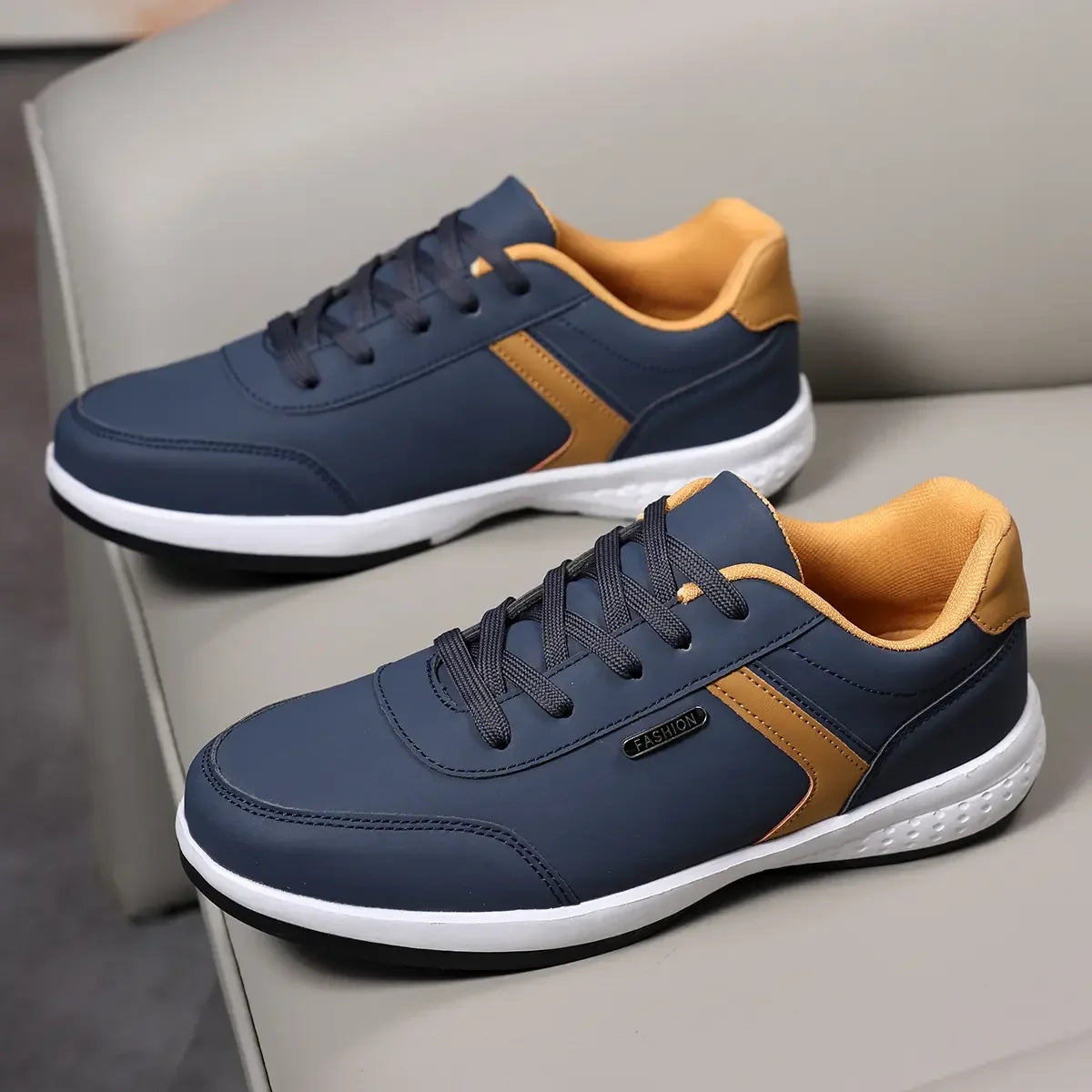 Men's Fashion Sneakers - Khaki Leather Comfortable Tennis Shoes Lace Up Large Thick Bottom Suitable for Daily Use Flat Shoes