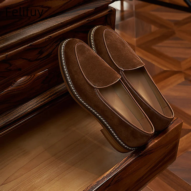 British Style Men Cow Suede Leather Loafers Classic Outdoor Walking Shoes Fashion Genuine Leather Slip-on Flats Soft Man Loafers