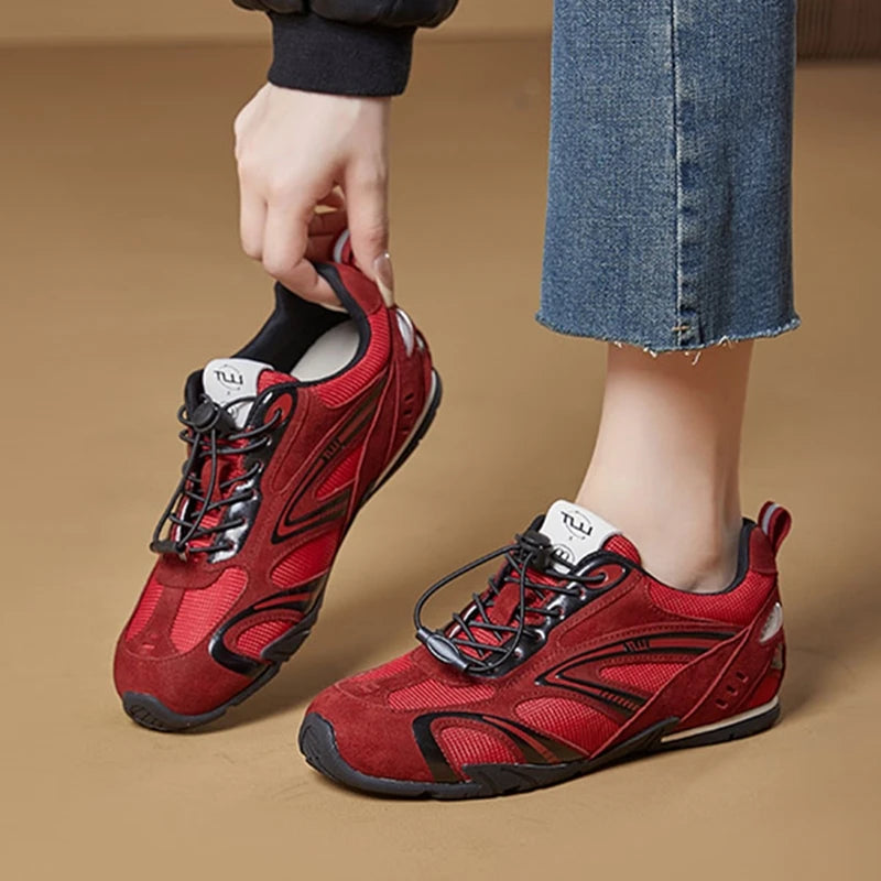 2026 New Women's Flat Sneakers Non-slip Running Women Moral Training Shoes Large-Size Colorblock Casual Skateboard Shoes Female