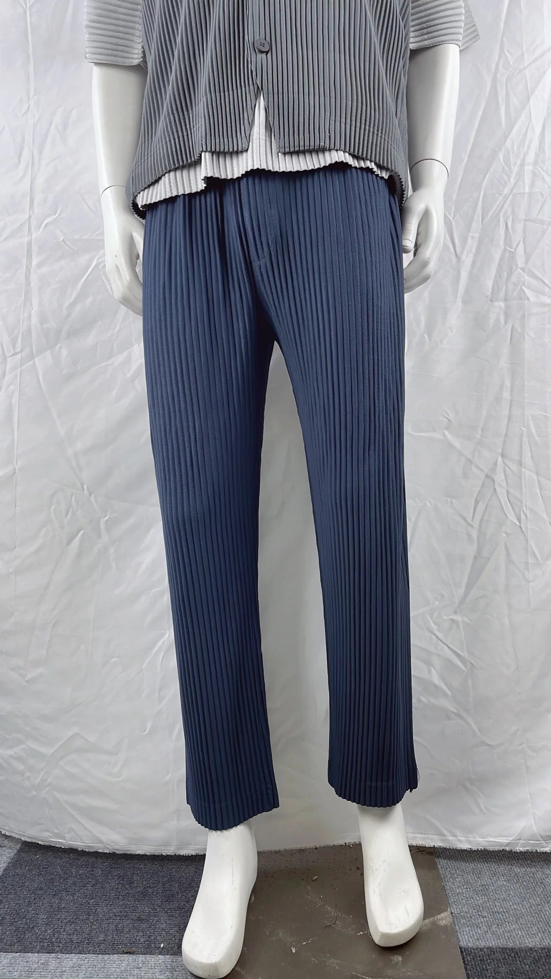 Pleats Pleated Commuter Pants Men's 2024 Autumn New Draped Elastic Trousers Casual Japanese Men Solid Color Nine Minute Pants