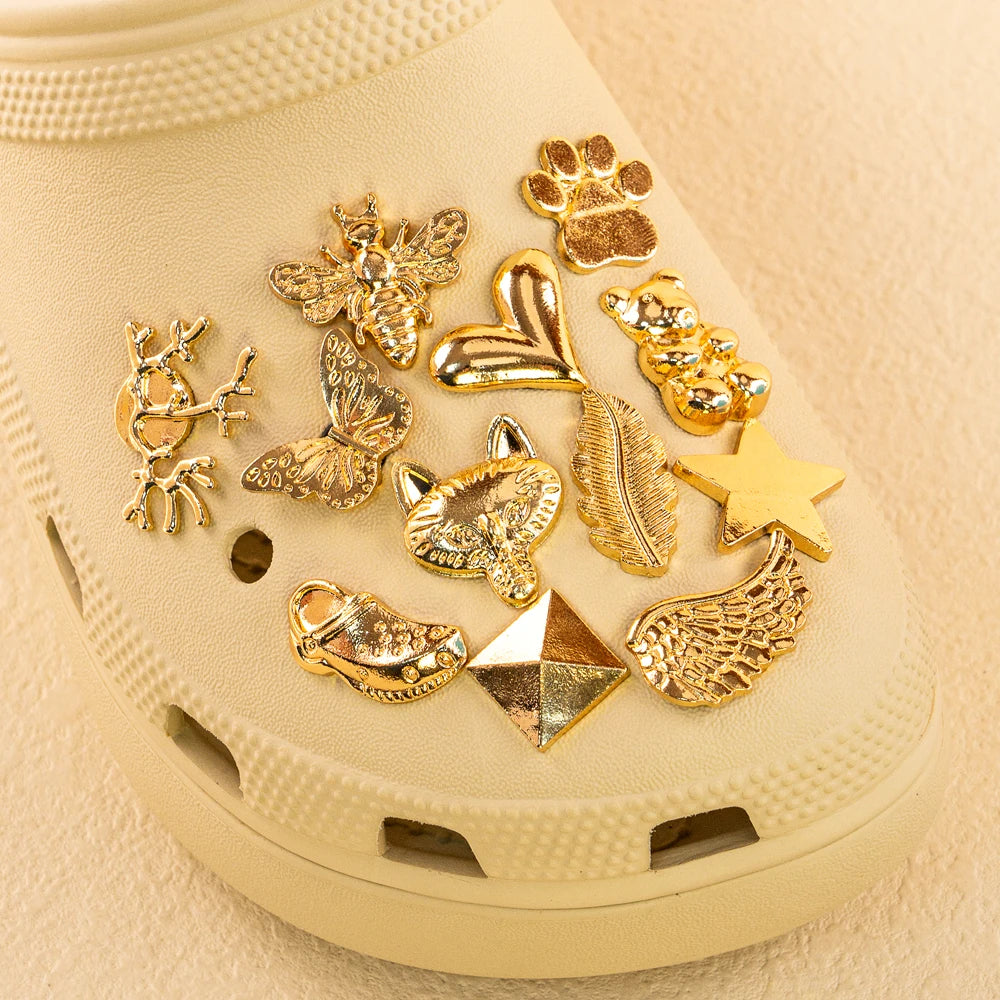 1pcs Golden Metal Shoe Charms Designer Shoe Decorations Luxury Shinning Butterfly Pins for Women Girls Sandal Accessories Buckle