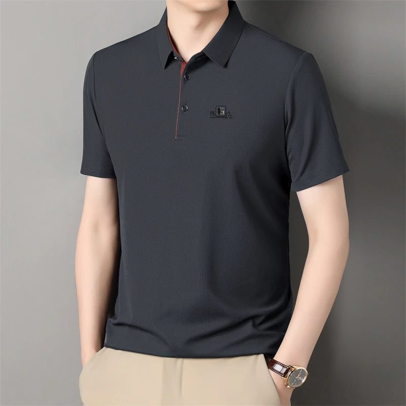 New Men's Business Casual Short Sleeved Shirt with Badge Solid Color Polo Shirt Fashionable Breathable Comfortable Versatile Top