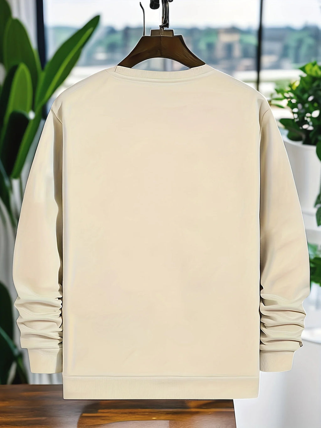 Men's autumn and winter casual loose fashion classic bull pattern printed long sleeved round neck sweatshirt