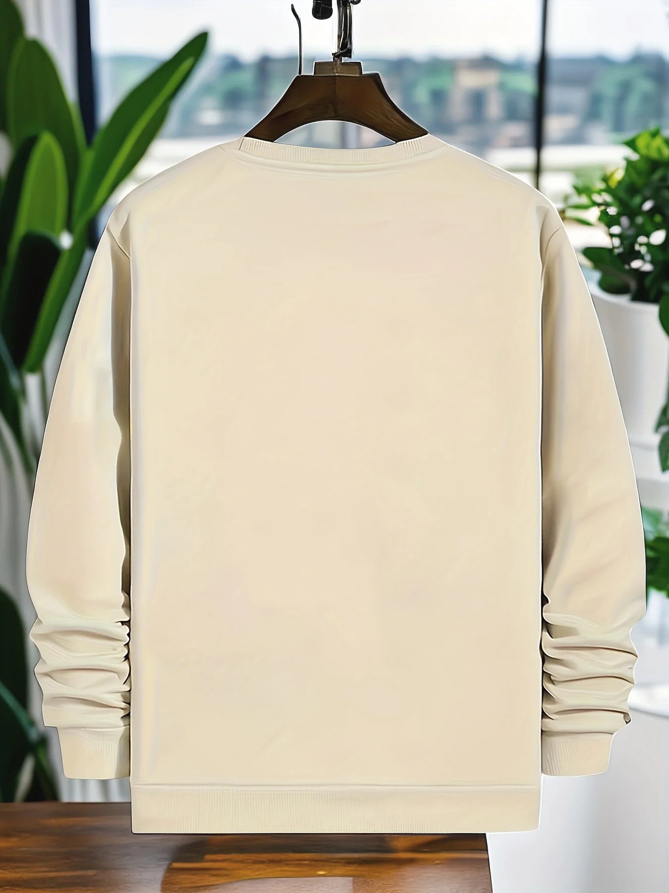 Men's autumn and winter casual loose fashion classic bull pattern printed long sleeved round neck sweatshirt