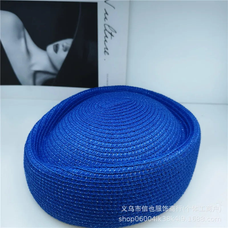 2026 New Summer Straw Fedoras Hats for Women Hostess Fashion Pillbox Hat Millinery Fascinator Designer Beret Hats Painter's Hat