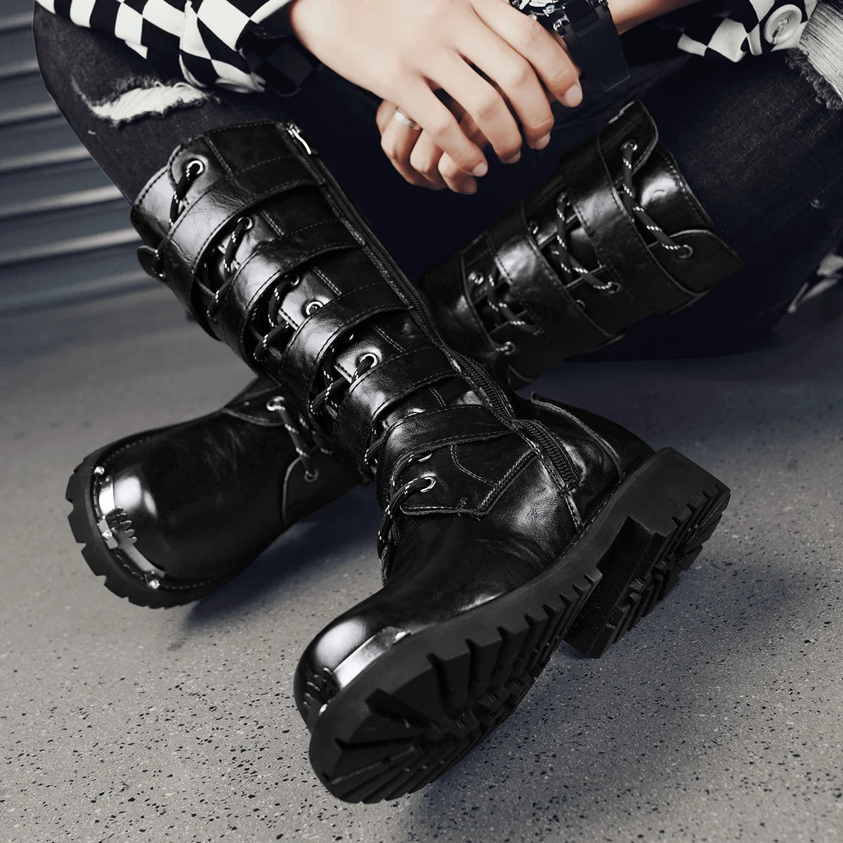Men's boots four seasons new high-top outdoor casual boots safety protective work boots motorcycle boots plus size outdoor boots