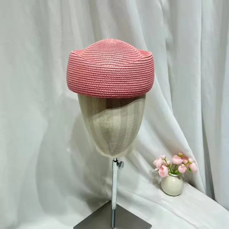 2026 New Summer Straw Fedoras Hats for Women Hostess Fashion Pillbox Hat Millinery Fascinator Designer Beret Hats Painter's Hat