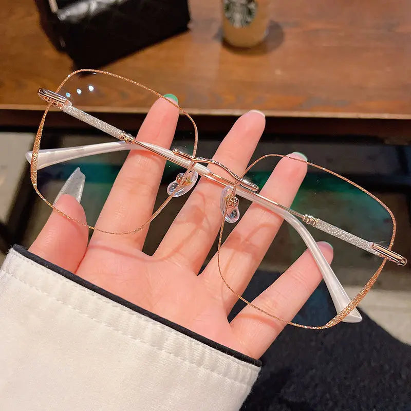 Anti Blue Light Myopia Glasses Women Eyeglasses Computer Glasses with Diopters 0 To -4.0 Shiny Rimless Frame Glasses
