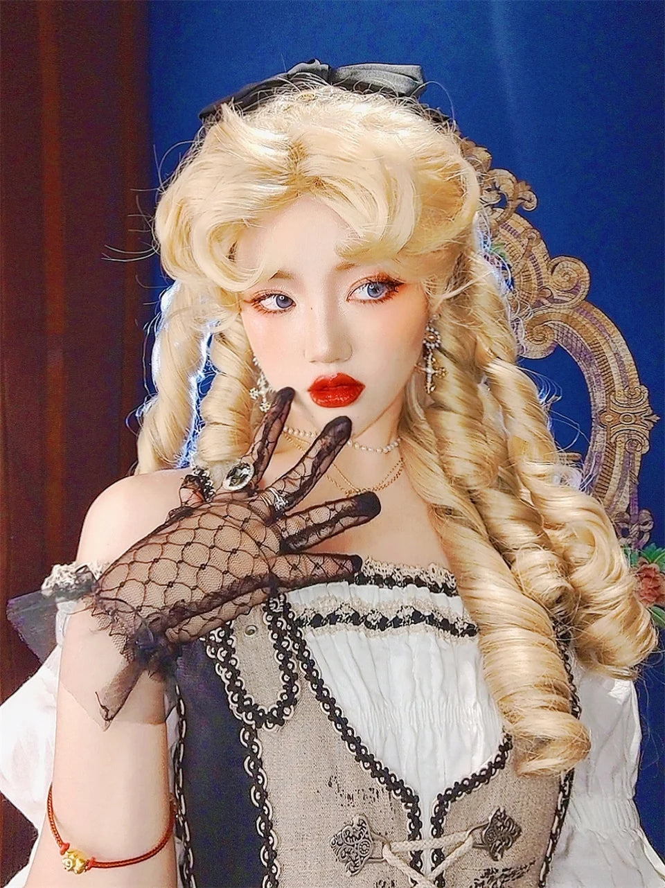 LM Golden Wig Synthetic Ombre Long Straight/Body Wave Middle Part Heat Resistant Natural Hair Wigs For Women Cosplay