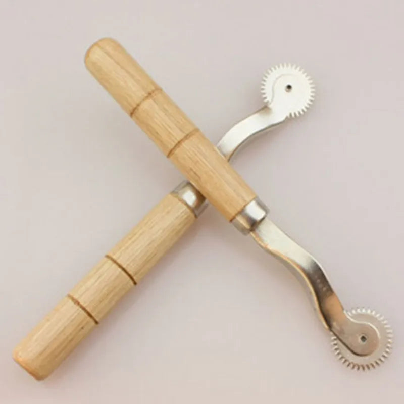 Sewing Tool Kit Accessories Handle Practical Serrate Edge Pattern Tracer Tracing Tailor Chalk Wheel Tailor Stitching Marker NEW