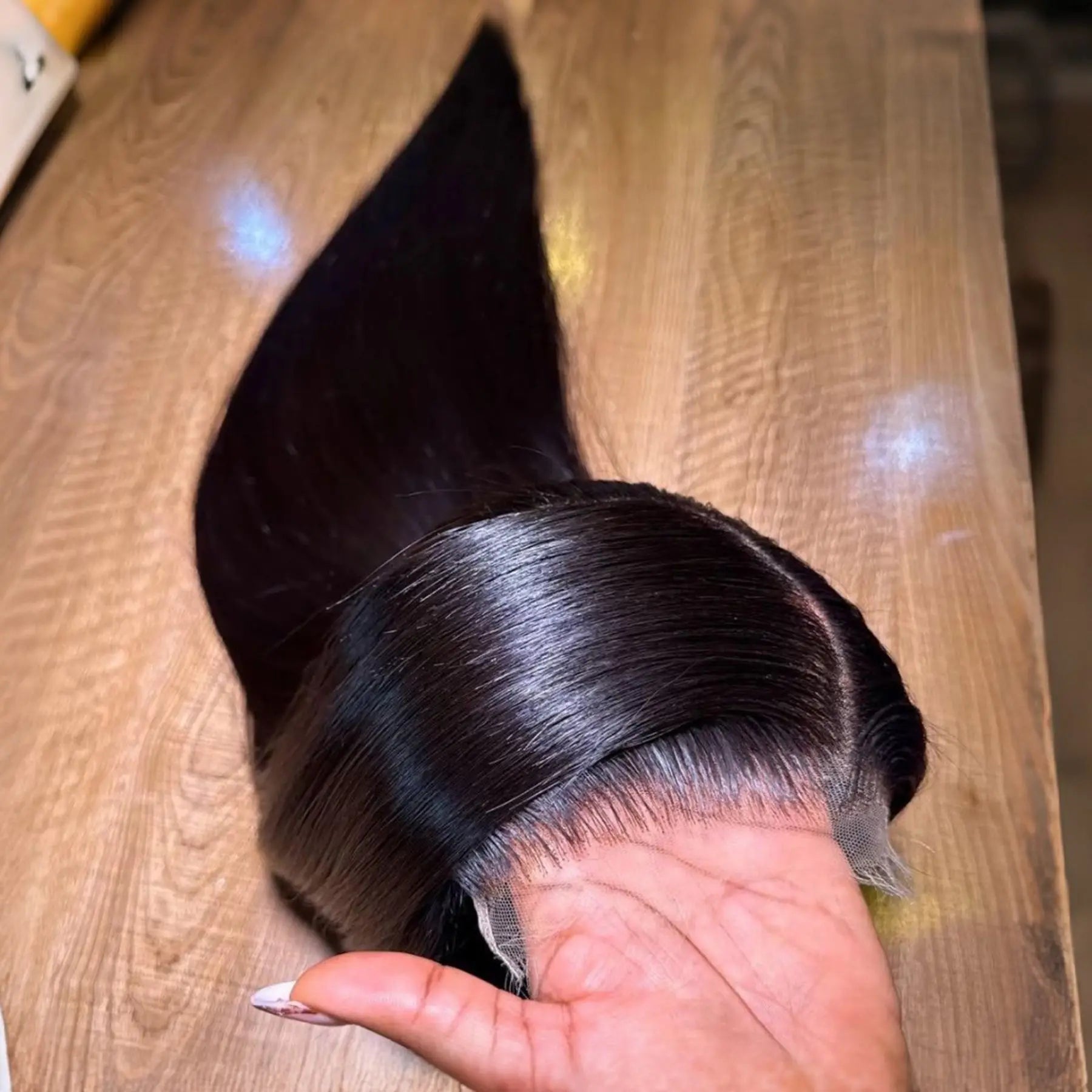 Silky Straight 13X4 Lace Frontal Synthetic Wig For Women Natural Hairline Baby Hair Preplucked Bleach Knots Cosplay Daily Party