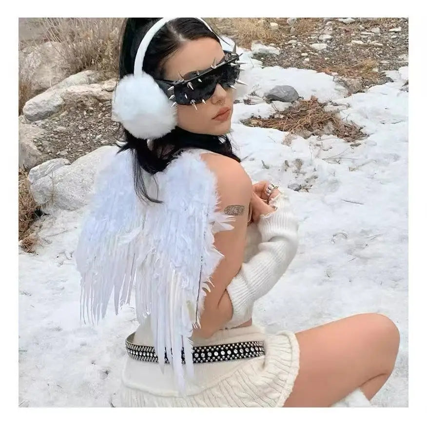 New funny glasses, European and American cyberpunk style devil glasses, party glasses, fashion trend, street snap