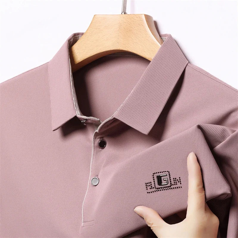 New Men's Business Casual Short Sleeved Shirt with Badge Solid Color Polo Shirt Fashionable Breathable Comfortable Versatile Top
